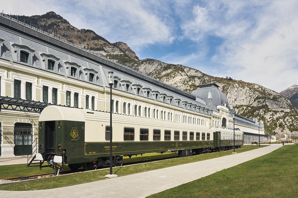 Canfranc, un destino donde aflora la primavera