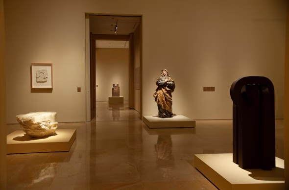 Exposición Eduardo Chillida. Mística y materia